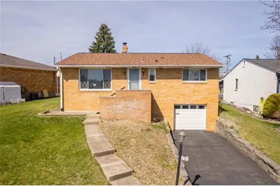 257 Robinhood Rd, Green Tree, PA 15220 - Photo 1