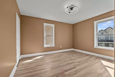 391 Vermont Ave, Rochester, PA 15074 - Photo 12