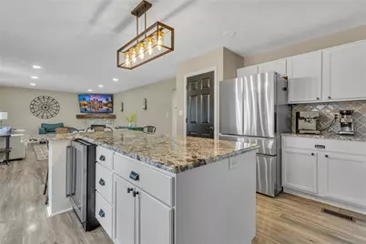 217 Birchwood Ln, Findlay Township, PA 15126 - Photo 6