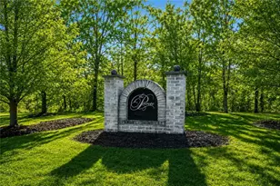 217 Adams Pointe Blvd, Adams Township, PA 16046 - Photo 18