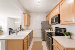217 Adams Pointe Blvd, Adams Township, PA 16046 - Photo 8