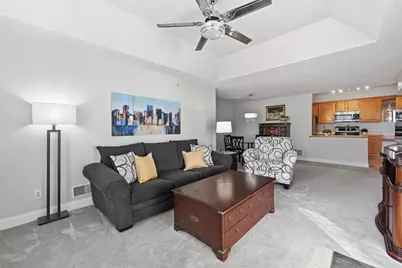 217 Adams Pointe Blvd #11, Adams Township, PA 16046 - Photo 4