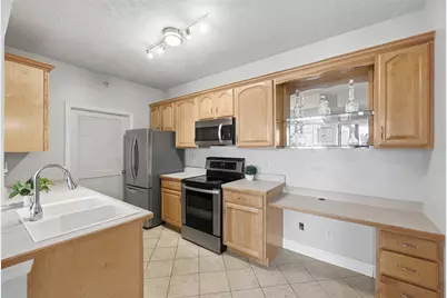 217 Adams Pointe Blvd #11, Adams Township, PA 16046 - Photo 8