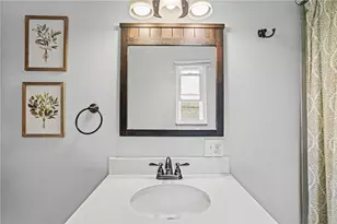 7971 Marmion Dr, Ross Twp, PA 15237 - Photo 16