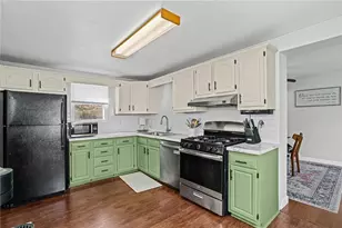 7971 Marmion Dr, Ross Twp, PA 15237 - Photo 6