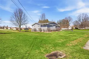 524 Dott Ave, Somerset Boro, PA 15501 - Photo 4