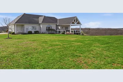 148 Stonegate Dr, Gilpin Township, PA 15656 - Photo 4