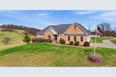 148 Stonegate Dr, Gilpin Township, PA 15656 - Photo 2