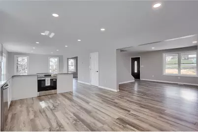 438 Evergreen Ave, Neshannock Township, PA 16105 - Photo 12