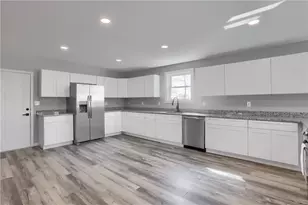 438 Evergreen Ave, Neshannock Township, PA 16105 - Photo 10