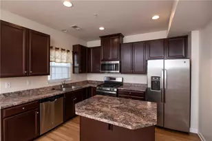 1719 St Johns Ln, Pittsburgh, PA 15143 - Photo 16