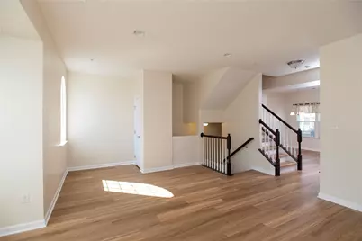 1719 St Johns Ln, Pittsburgh, PA 15143 - Photo 10