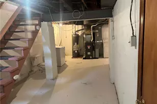 647 Dunster St, Pittsburgh, PA 15226 - Photo 12