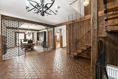 243 Regency Pl, Bethel Park, PA 15102 - Photo 2