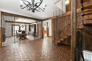 243 Regency Pl, Bethel Park, PA 15102 - Photo 2