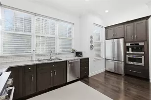 157 Sweetbriar Village Trail, Pittsburgh, PA 15211 - Photo 6