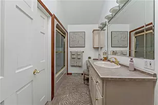 100 Judy Dr, Collier Township, PA 15106 - Photo 22