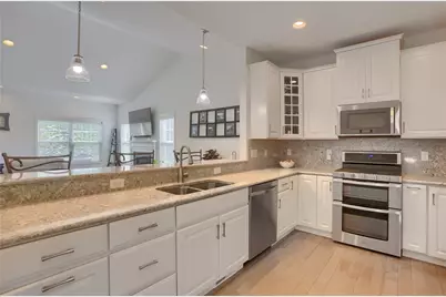 1653 Blackburn Heights Dr, Sewickley, PA 15143 - Photo 12