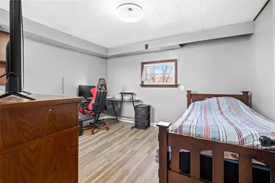 6 W Market St, Burgettstown Boro, PA 15021 - Photo 14