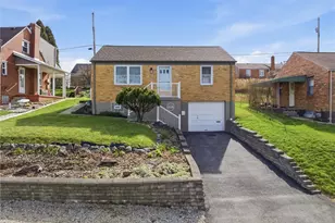 3236 Circle Dr, Pittsburgh, PA 15227 - Photo 2