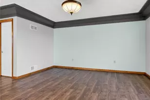 814 Cleardale Dr, Hempfield Township, PA 15601 - Photo 18