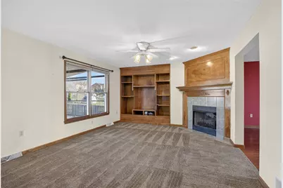 814 Cleardale Dr, Hempfield Township, PA 15601 - Photo 8