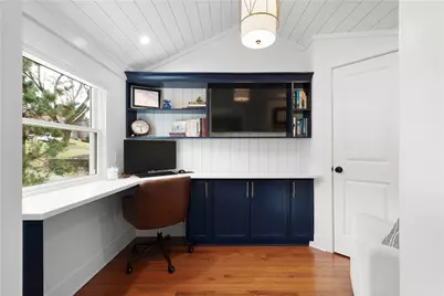 104 Seneca Dr, Pittsburgh, PA 15228 - Photo 10