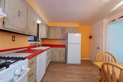 213-215 Arlington Ave, North Versailles, PA 15137 - Photo 10