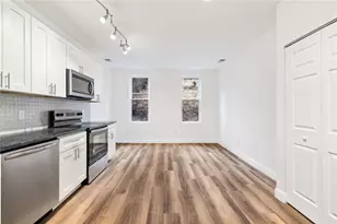 240 Kennedy Ave, Pittsburgh, PA 15214 - Photo 8