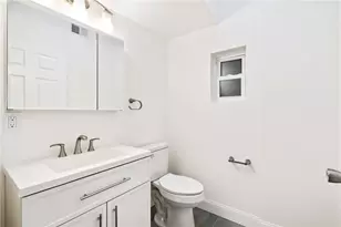 240 Kennedy Ave, Pittsburgh, PA 15214 - Photo 14