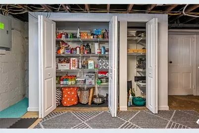 2110 Lloyd Avenue, Pittsburgh, PA 15218 - Photo 24