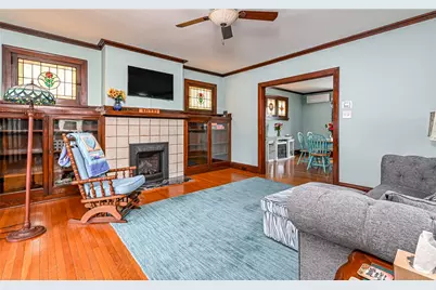 2110 Lloyd Avenue, Pittsburgh, PA 15218 - Photo 6