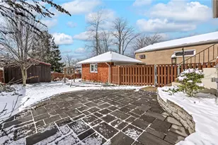 2110 Lloyd Ave, Pittsburgh, PA 15218 - Photo 28