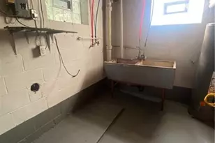 2047 Chalfant, Pittsburgh, PA 15221 - Photo 22