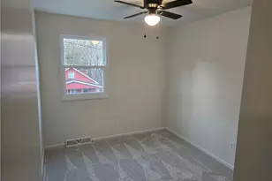 495 Pierson Run Rd, Pittsburgh, PA 15239 - Photo 16