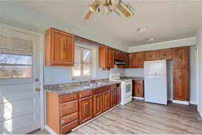 514 Pearson St, New Castle, PA 16101 - Photo 12