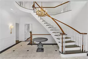76 Fair Oaks Dr, Pittsburgh, PA 15238 - Photo 2
