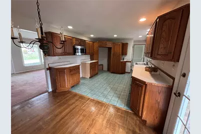 235 Main St, Connoquenessing Boro, PA 16033 - Photo 12