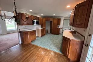 235 Main St, Connoquenessing Boro, PA 16033 - Photo 12