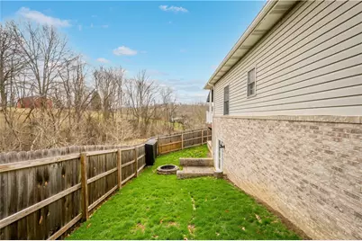 1045 Maplewood Drive, Cecil, PA 15317 - Photo 40