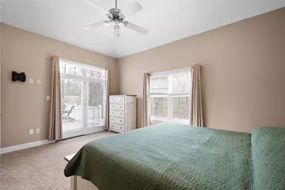 1045 Maplewood Drive, Cecil, PA 15317 - Photo 18