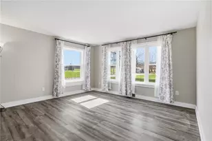 13694 S Perry Ln, Washington Twp, PA 16412 - Photo 18