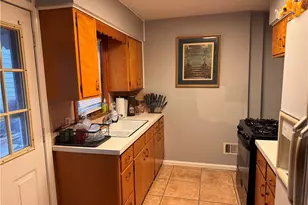 354 Euclid Ave, Sharon, PA 16146 - Photo 4