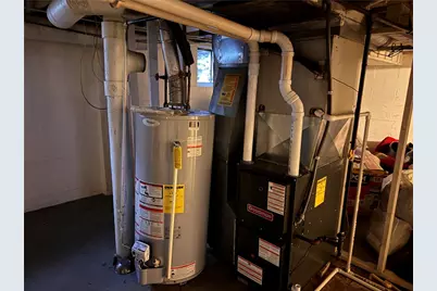 354 Euclid Ave, Sharon, PA 16146 - Photo 8