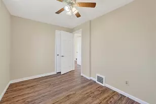 314 Fort Couch Rd, Pittsburgh, PA 15241 - Photo 14