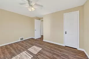 314 Fort Couch Rd, Pittsburgh, PA 15241 - Photo 12