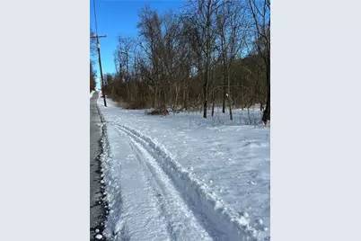 130 Henry Rd, Hempfield Township, PA 15672 - Photo 2