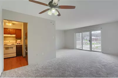 220 Coraopolis Road #10, Kennedy Township, PA 15108 - Photo 8