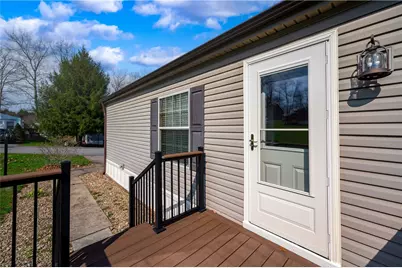 605 Amy Ln, Center Township, PA 16001 - Photo 32