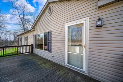 605 Amy Ln, Center Township, PA 16001 - Photo 4